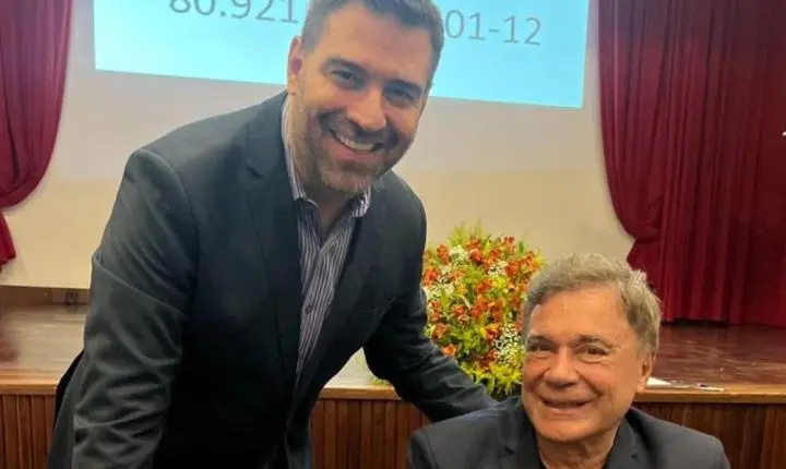 Álvaro Dias e Denian Couto deixam o Podemos após mudança no comando do partido